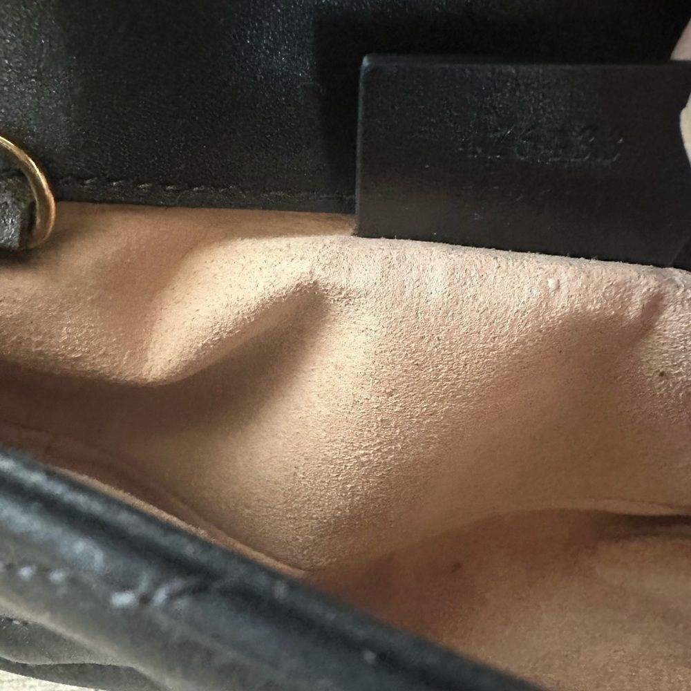 Gucci Black Quilted Crossbody Marmont mini bag Gold Chain - Picture 14 of 16